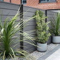 Vente en gros de panneaux de clôture en bois composite WPC imperméables pour jardin extérieur Clôture en bois et plastique pour