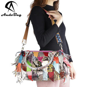 Bolso de Mano AndoBag de Gran Capacidad para Mujer, Bolsos Cruzados de Hombro de Cuero Genuino, Bolso Tote con Borlas y Combinación de Colores 3096 - Product Image 1