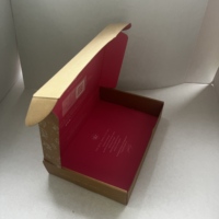 Wellpappe Recycelbare Logo-Geschenkverpackung Rosa Schuhkartons Kleidungsboxen Papier-Versandtaschen für Kleidung