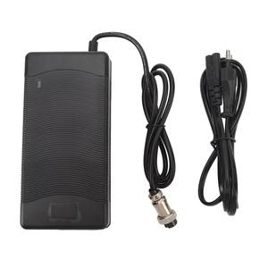 Cargador de Batería de Litio de 58.8V 3A para Bicicleta Eléctrica y Scooter Eléctrico, Conector de 3 Puntas G - Product Image 6