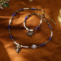 Collier et Bracelet Classiques en Perles Noires Naturelles et Cristaux – Bijoux Polyvalents pour Cadeau de Fêtes