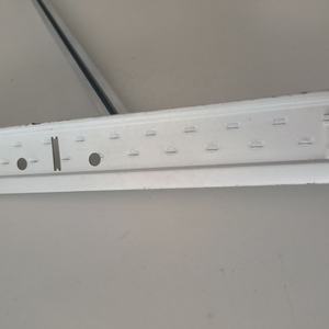 Profilés de plafond CE ASTM durables et canaux de fixation métalliques pour les travaux de construction durable au Burkina Faso - Product Image 6