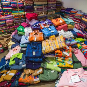 Vêtements pour femmes en gros à prix d'usine, livraison rapide, robes assorties en balles, vêtements en vrac, modèle chinois QZ-052 - Product Image 4