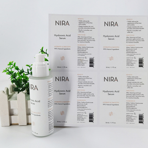 Op maat gemaakte PP-etiketten voor cosmetische serumflessen, witte omwikkelende flesstickers met verklaringen en print van de ingrediëntenlijst - Product Image 1