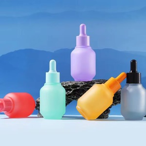 Botella de <span class=keywords><strong>esencia</strong></span> de vidrio de lujo de 30ml, macarrón farol de color, difusor de crema para el cuidado de la piel a prueba de fugas, anillo cuentagotas de vidrio - Product Image 3