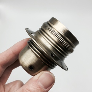 Bán buôn đầy màu sắc CE cổ điển E27 kim loại giữ đèn bóng đèn ánh sáng ổ cắm - Product Image 2