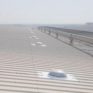 Fenêtre <span class=keywords><strong>de</strong></span> <span class=keywords><strong>toit</strong></span> <span class=keywords><strong>de</strong></span> <span class=keywords><strong>lucarne</strong></span> en polycarbonate moderne <span class=keywords><strong>de</strong></span> haute qualité <span class=keywords><strong>de</strong></span> <span class=keywords><strong>prix</strong></span> usine pour la conception durable d'économie d'énergie d'atelier - Product Image 2