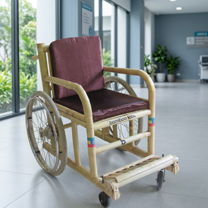 Fauteuil roulant en bambou (fixe) - Capacité jusqu'à 120 kg, siège et dossier en tissu/similicuir, pneus anti-crevaison, solides ou pneumatiques - Product Image 3