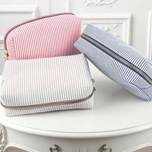 Eco-Friendly Seersucker Striped Makeup Bag Custom Large Capacity <b>Storage</b> Cute Women Cosmetic Organizer Pouch Zipper Travel - Product Image 4