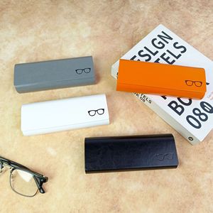 Étui à lunettes magnétique minimaliste pour étudiants et adultes, protection fine et rigide pour lunettes de myopie, élégant et portable - Product Image 4