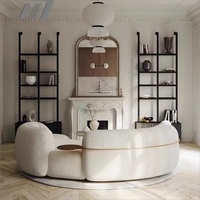 Canapé sectionnel moderne en bouclette courbé avec table d'appoint, blanc crème, bio, 3 places, pour salon, hôtel et villa