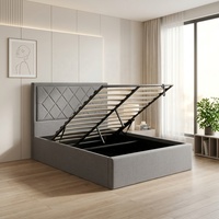 Lit moderne confortable avec cadre en bois et revêtement en lin, avec rangement