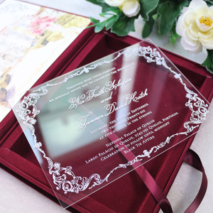 Scatola per Inviti di Nozze in Velluto Personalizzata con Stampa in Lamina d'Oro, Nastro in Acrilico Trasparente, Distintivo in Cera e Fascia - Product Image 5