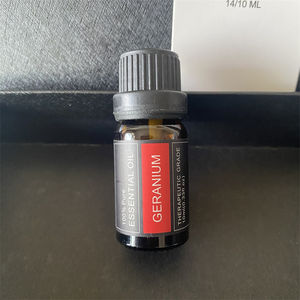 Parfums Personnalisés pour Rehausser les Moments |   Huiles d'aromathérapie 100% pures pressées à froid (lavande, clou de girofle, orange, thym) - Coffrets cadeaux individuels de 10 ml - Product Image 6