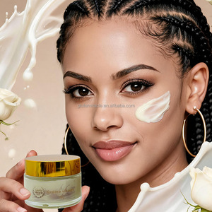 Crème <span class=keywords><strong>Visage</strong></span> Anti-Taches Brunes Marque Blanche Anti-Âge Éclaircissante Revitalisante à la Glutathion, Alpha-Arbutine et Rétinol - Product Image 2