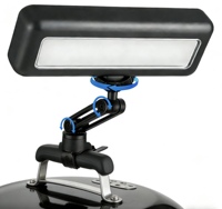Lampe de barbecue pour l'extérieur, rechargeable, avec capteur d'inclinaison automatique marche/arrêt, éclairage 360° °   Support universel réglable pour gril et plancha