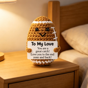 Muñeco de Ganchillo Hecho a Mano de Algodón - Regalo de San Valentín o Cumpleaños para Hija, Padres de Acuerdo - Divertido y Lindo Te Amo Papá, Regalo Único de Fútbol - Product Image 4