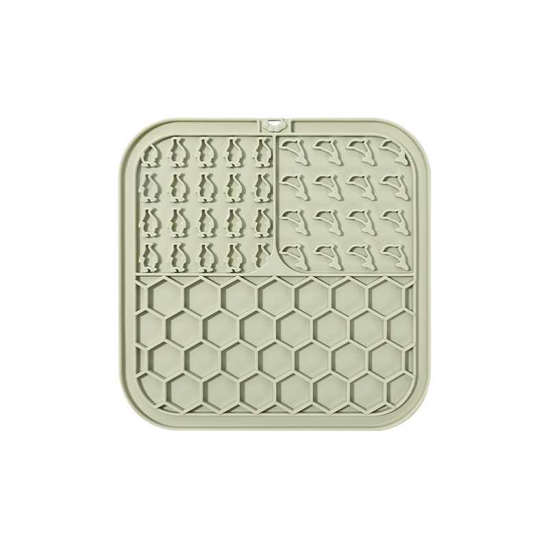 สีเขียวอ่อน