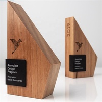 Trophée en bois géométrique personnalisé, plaque de récompense en bois gravée pour souvenir de cérémonie d'entreprise