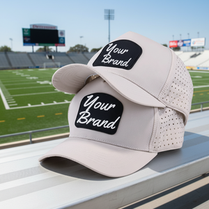 หมวกเบสบอลกันน้ำแบบสปอร์ต 5 แผง ตกแต่งด้วยแผ่นยาง PVC ตัดด้วยเลเซอร์ รูระบายอากาศ สำหรับทุกเพศ ขายดี ราคาส่ง รับผลิตตามแบบ - Product Image 1