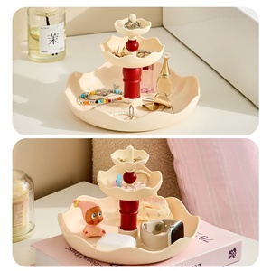 Plateau de rangement à trois niveaux en plastique pour clés et bijoux, idéal pour la décoration de table et de bureau à la maison - Product Image 4