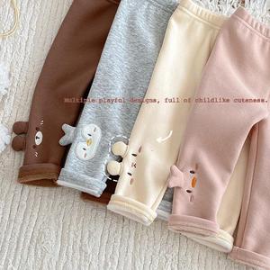 Nuovi <span class=keywords><strong>Leggings</strong></span> Imbottiti per Bambine con Decorazioni 3D di Animali, Pantaloni Felpati Disponibili in Stock, Servizi di Vendita all'Ingrosso e Personalizzazione - Product Image 3