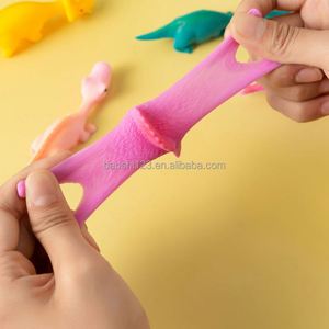 Jouet lance-poulet créatif anti-stress amusant à presser, dinosaure collant mural en caoutchouc pour garçons - Product Image 4