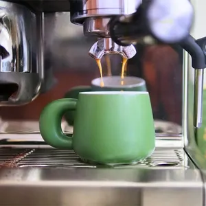 2024 Noridc tasse à café en porcelaine colorée et soucoupe ensemble logo imprimé tasses à thé en céramique personnalisé