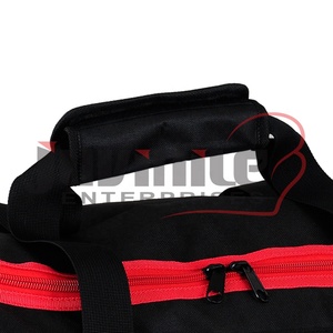 2025 sac de voyage sac de sport étanche sport sac de sport avec Logo personnalisé et Design grande capacité sac de voyage en plein air - Product Image 5