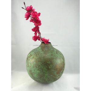 ตกแต่งรอบกระถางดอกไม้สีเขียว Patina - Product Image 4