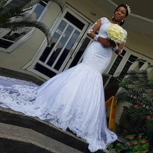 Vestido de Novia Clásico de Encaje Africano Natural de Manga Larga Tallas Grandes con Apliques Silueta Sirena Trompeta Hecho a Medida Efecto Ilusión - Product Image 1