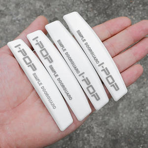 4 PCS Autocollants de protection anti-collision noirs pour portes latérales de voiture Protecteurs de protection pour accessoires extérieurs - Product Image 2