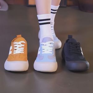 Prix de gros Chaussures de sport décontractées pour hommes, idéales pour la course à pied, pour le marché Afrique et Asie, avec support pour le fret maritime - Product Image 5