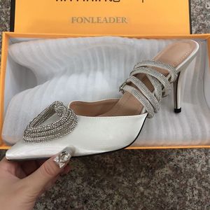 Tacones Altos de Cristal con Forma de Corazón y Pedrería para Mujer, de Alta Calidad, Modernos, con Punta Cubierta, Talla Grande - Product Image 6