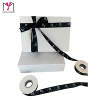 Boîtes cadeaux rigides magnétiques avec logo personnalisé, impression UV, estampage à chaud et ruban pour emballage de boutique