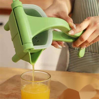 Groothandel Hot Selling Plastic Handmatige Handpers Fruit Citrus Sinaasappel Citroen Limoen Juicer Squeezer Keuken Tool