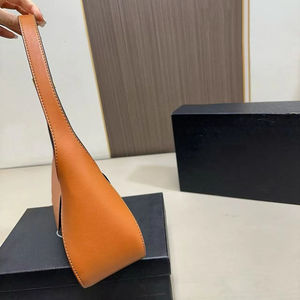 กระเป๋าถือสะพายข้างผู้หญิงลายพิมพ์ ดีไซน์หรูหรา คุณภาพสูง แบรนด์ดัง กระเป๋าถือแบรนด์เนมสำหรับผู้หญิง - Product Image 6