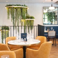 Ensemble de meubles de restaurant de haute qualité pour restaurants commerciaux, table et chaise, fauteuil en cuir, mobilier de bistrot