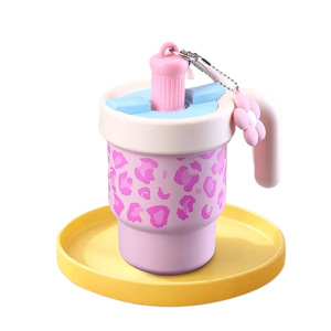 Tasse isotherme 610 ml en acier inoxydable à imprimé léopard avec poignée, couvercle à paille et breloque fleur, mug de voyage portable pour café pour filles - Product Image 6