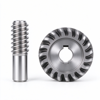 Ensemble d'engrenages hélicoïdaux et à vis sans fin en acier inoxydable 440C sur mesure, usinés CNC, avec arbre d'engrenage de précision à faible jeu pour réducteur de boîte de vitesses OEM