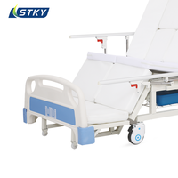 Cama de enfermería manual con giro lateral y orinal, para cuidado en el hogar y hospital, con respaldo y elevación de piernas ajustables para personas mayores