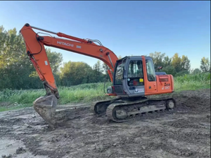 Excavatrice sur chenilles hydraulique Hitachi ZX120 de 12 tonnes en état de marche, occasion - Product Image 5