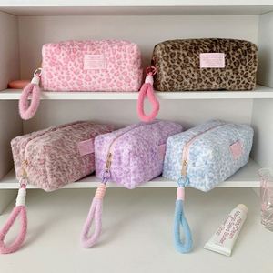 Neceser de Viaje, Organizador de Cosméticos, Bolsa de Maquillaje de Felpa con Estampado de Leopardo Rosa, Bolsa de Mamá - Product Image 4