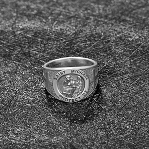 Venta caliente joyería 925 plata esterlina oxidada grabado palabra Cruz San Miguel anillo - Product Image 3