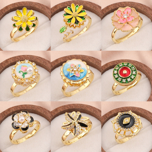 Bague Fleur Rotative de Luxe Vintage au Design Unique, Bague Ajustable en Cuivre pour Femme, Bijou Tendance et Élégant - Product Image 2