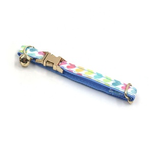 Collier à nœud papillon en forme de cœur coloré pour chat et chien, accessoire de luxe avec boucle en métal léger - Product Image 5