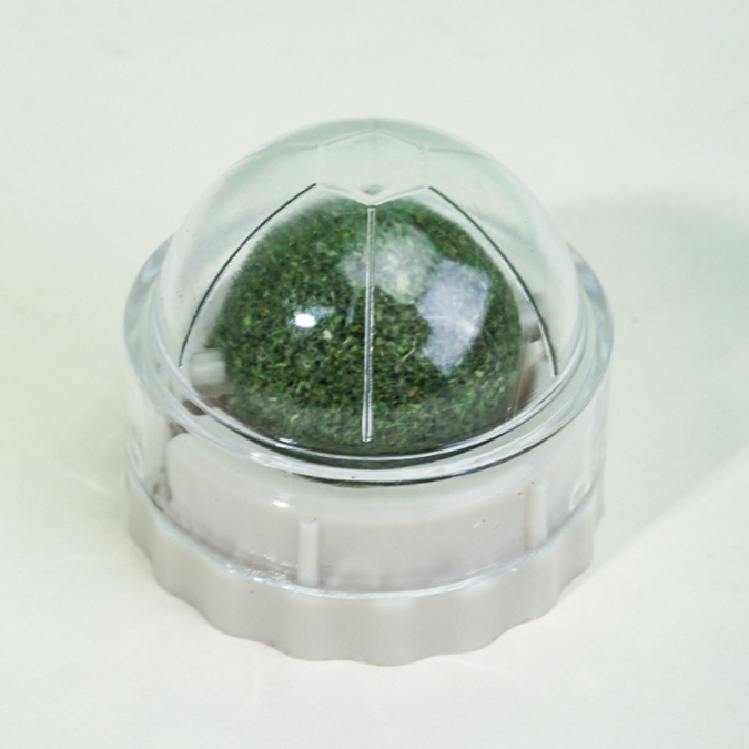 Spin ball-white