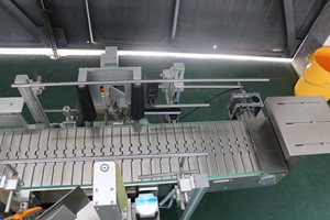 Machine d'étiquetage automatique électrique SKILT pour seaux et bacs de 5 gallons, 10L et 20L, autocollante, pour surface latérale - Product Image 6