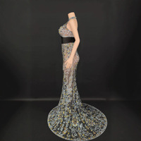 Robe de soirée longue noire, magnifique, entièrement ornée de strass, avec traîne, en maille transparente, sexy, personnalisable
