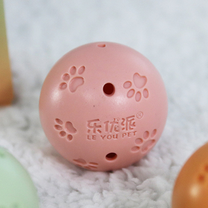 2020 gato patas bola juguetes de plástico para mascotas perro gato formación jugando bolas de juguete - Product Image 1
